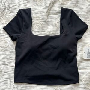 Lululemon Wunder Under SmoothCover Square Neck T
